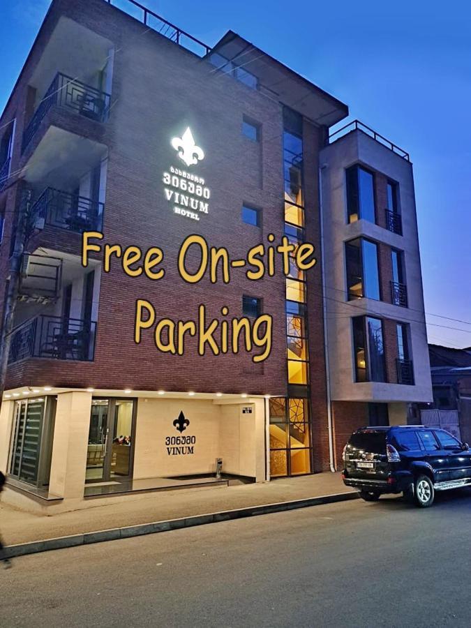 Vinum Hotel Тбилиси Екстериор снимка
